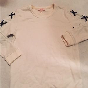 Didn’t fit but is band new. For little kids.